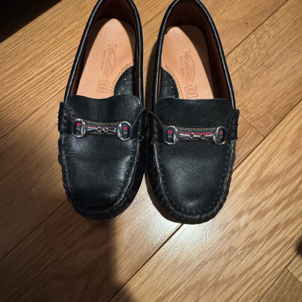 Kids Black Loafers size 11 like new !